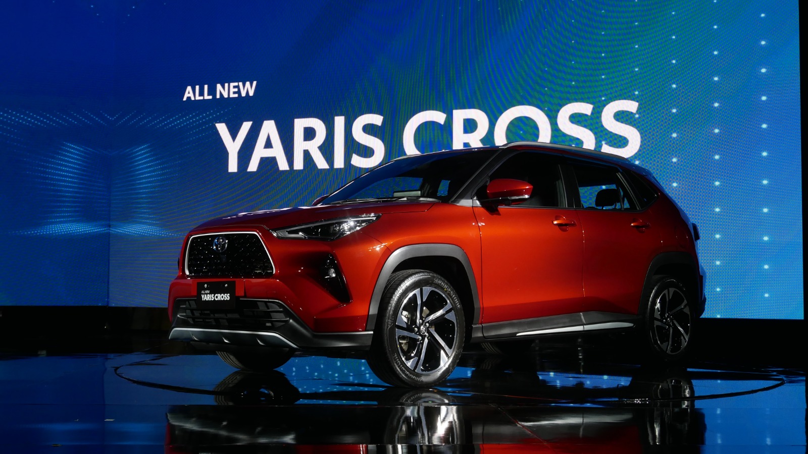 Toyota yaris cross 9
